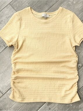 LOFT Women’s Pale Yellow Short Sleeve Textured Ruched Tee Size Medium
